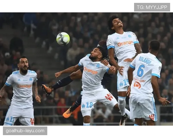 马赛新帅上任，激情与战术融合开启复兴新篇章