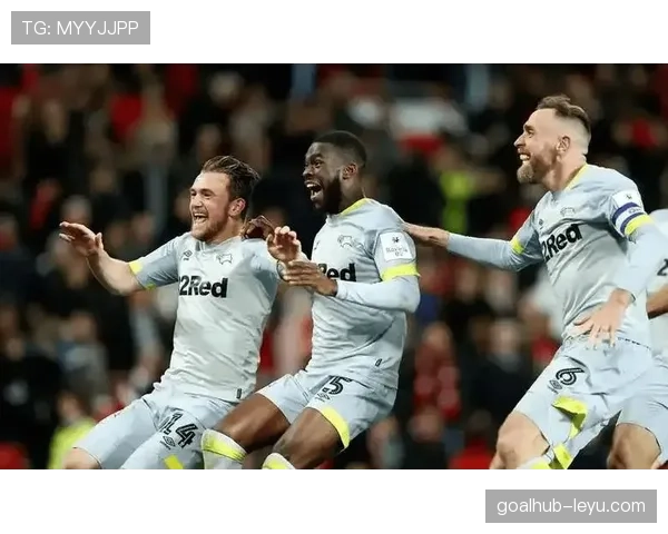 诺维奇新赛季强势启航，重整旗鼓展现复兴之势